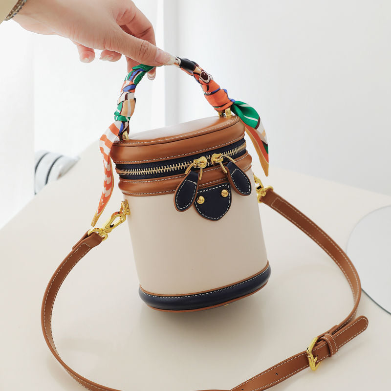 Fashionable Round Cylinder Handbag