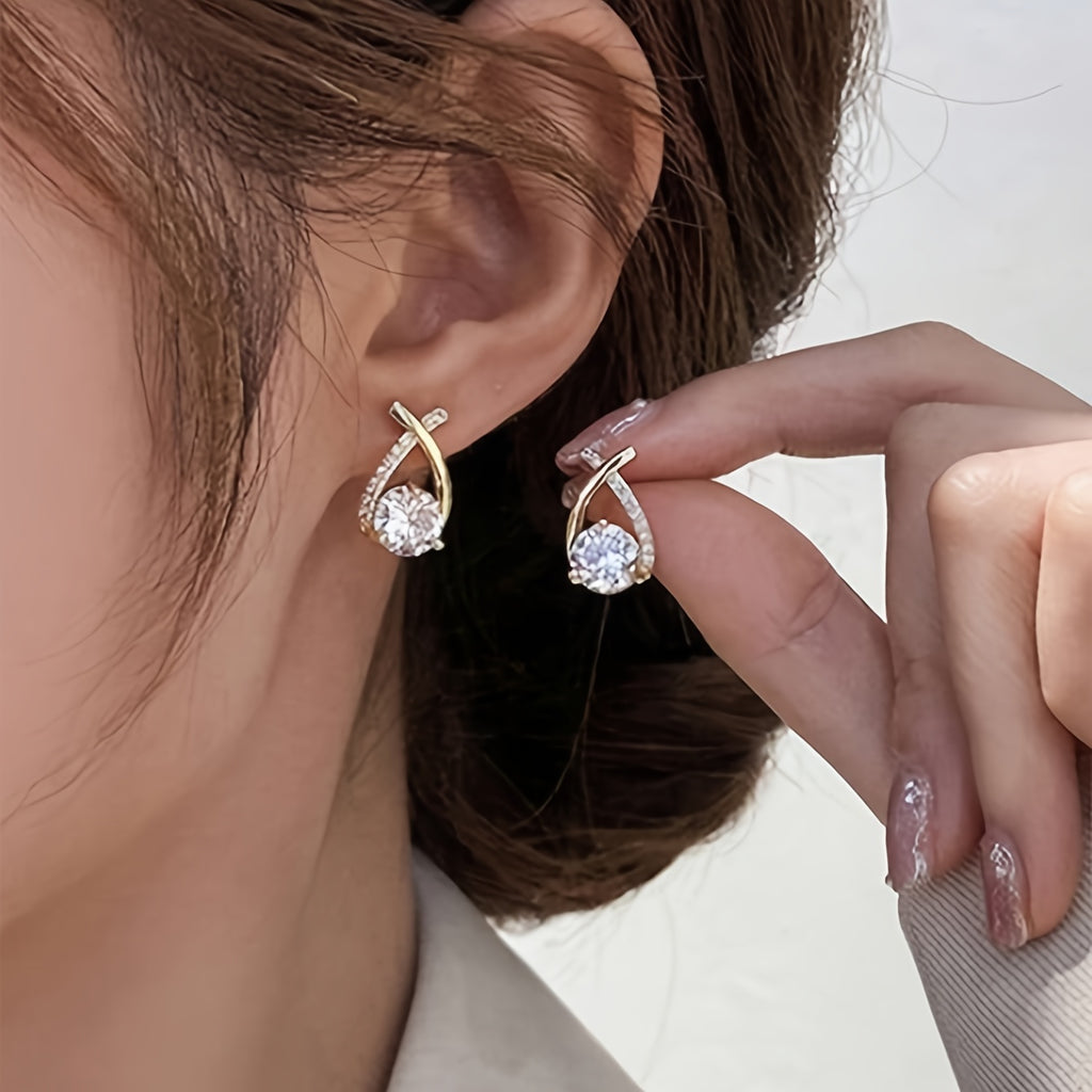 Luxurious And Stylish Twist Waterdrop Cubic Earrings
