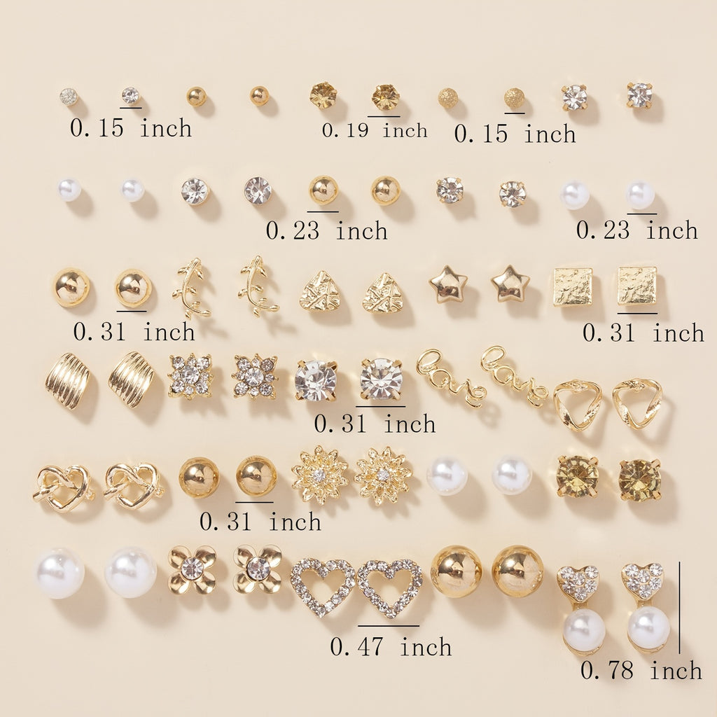 A Set of 30 Stylish Heart-Shaped Letter Stud Earrings