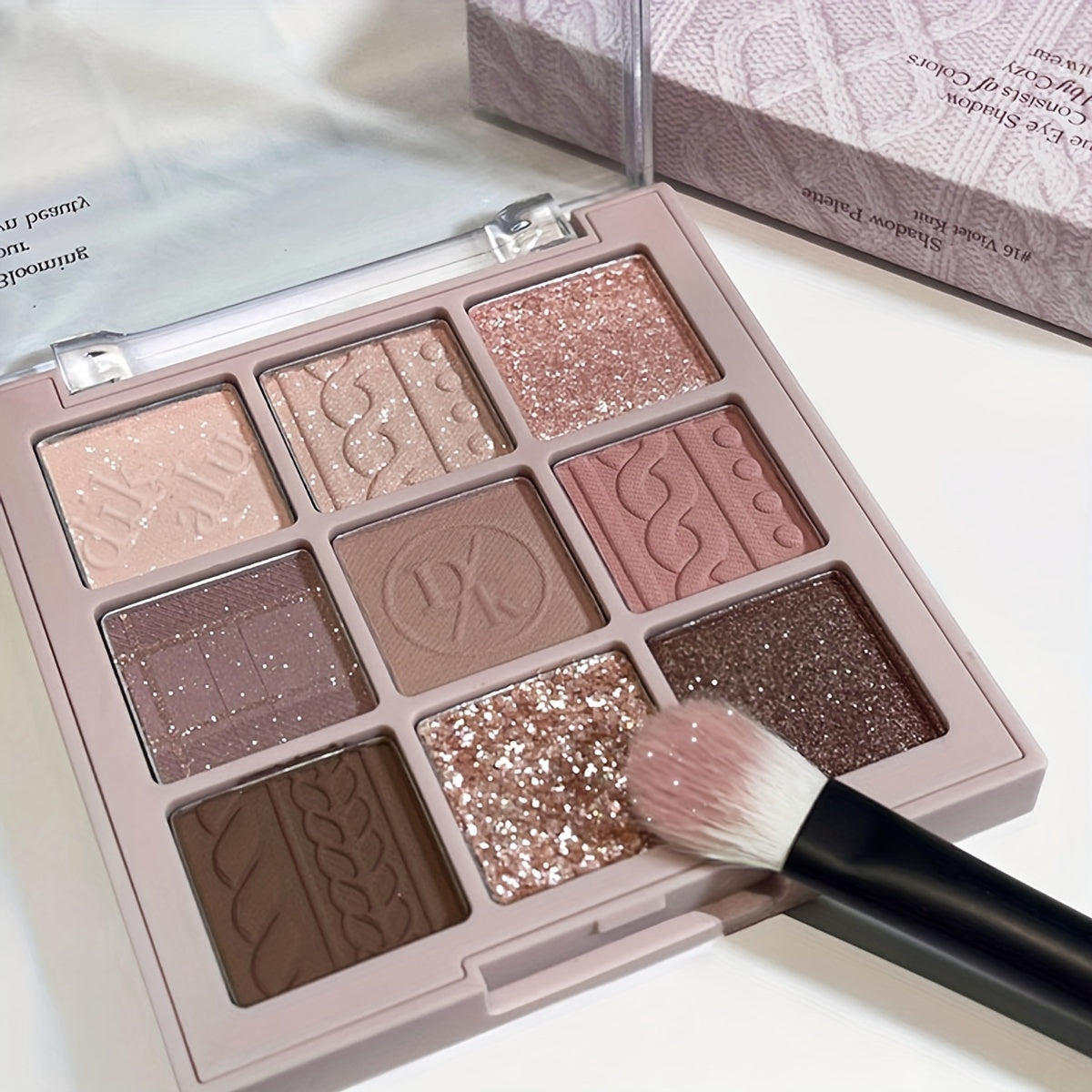 9-color Eyeshadow Palette Pearly Glitter Makeup