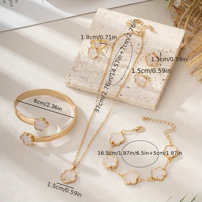 Lucky Flower Design Alloy Jewelry Set.
