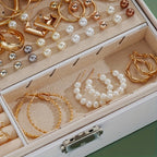 86pcs Fashionable Elegant Jewellery Set.