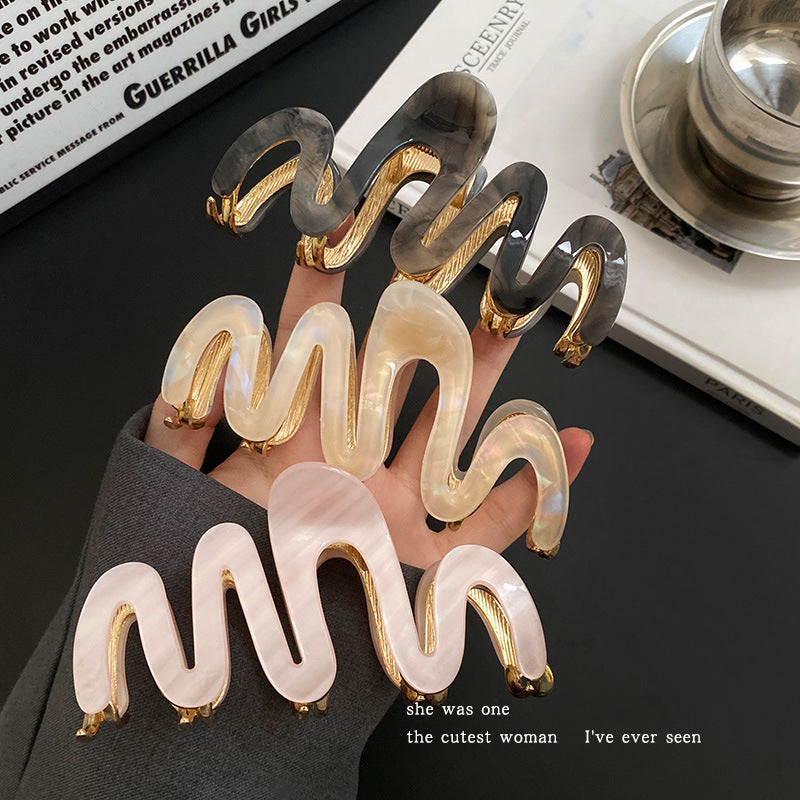 Jelly Wave Hair Claw Hairpin.