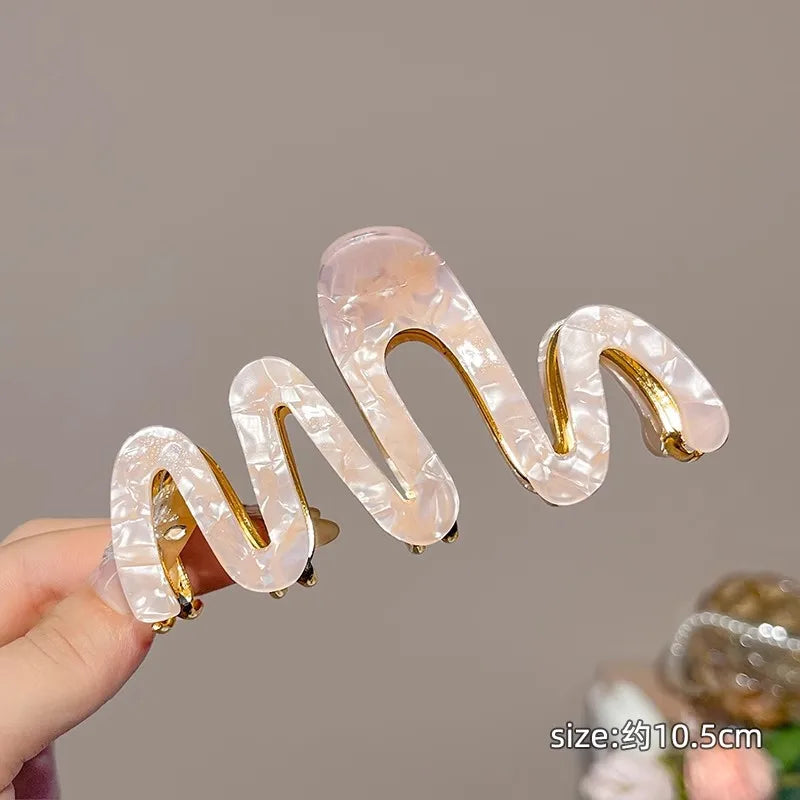 Jelly Wave Hair Claw Hairpin.