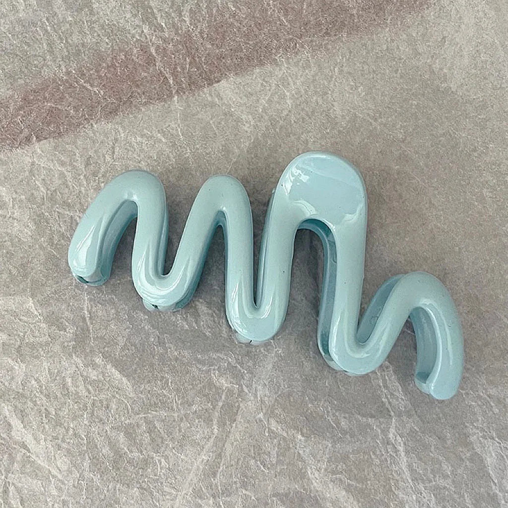 Jelly Wave Hair Claw Hairpin.