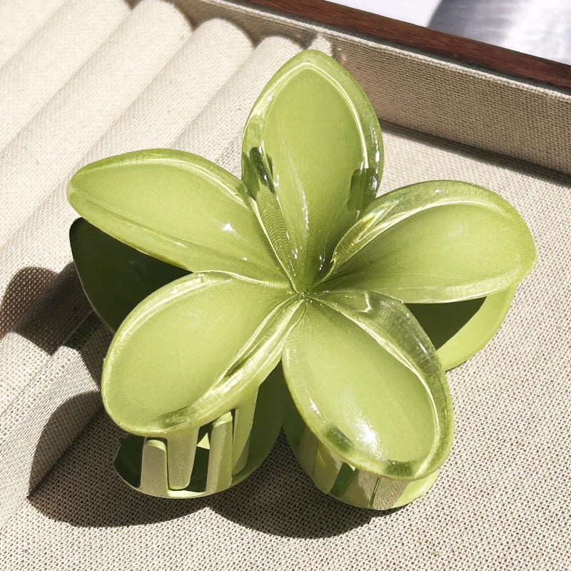 Hawaiian Gradient Flower Hair Claw Clip