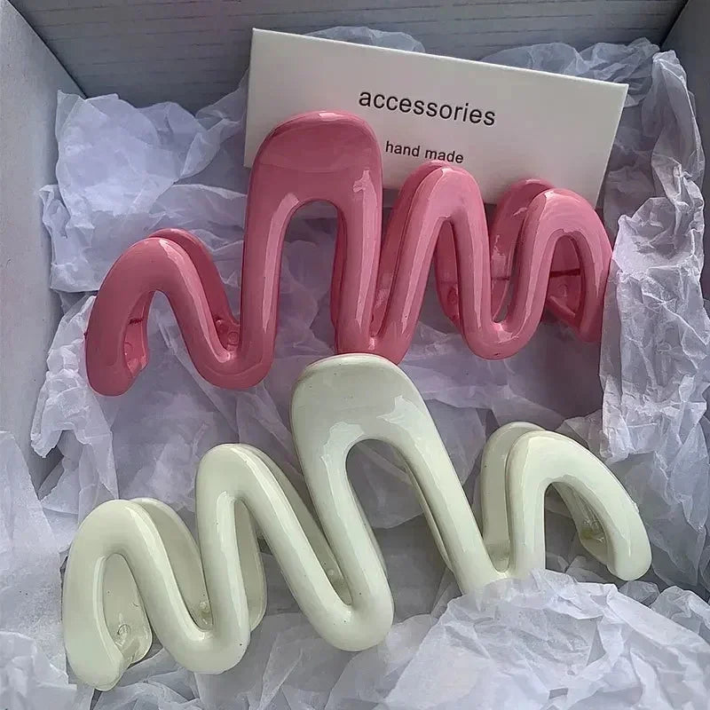 Jelly Wave Hair Claw Hairpin.
