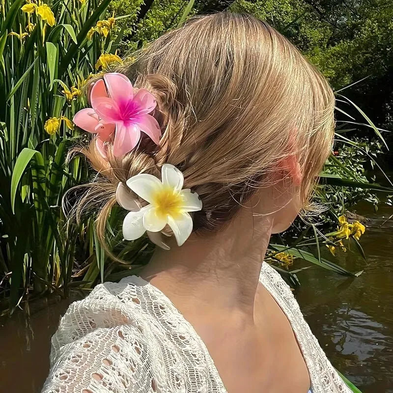 Hawaiian Gradient Flower Hair Claw Clip