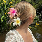Hawaiian Gradient Flower Hair Claw Clip
