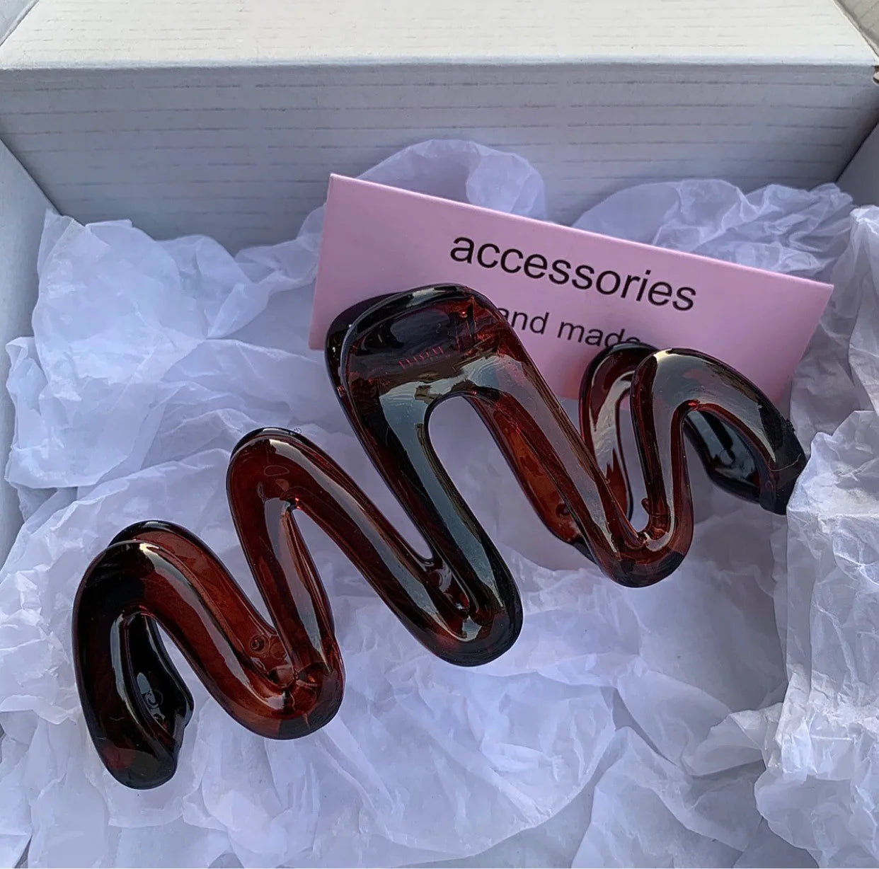 Jelly Wave Hair Claw Hairpin.