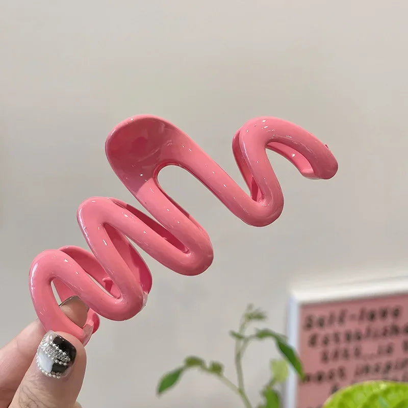 Jelly Wave Hair Claw Hairpin.