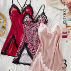 Slit Contrast Lace Pyjama Set