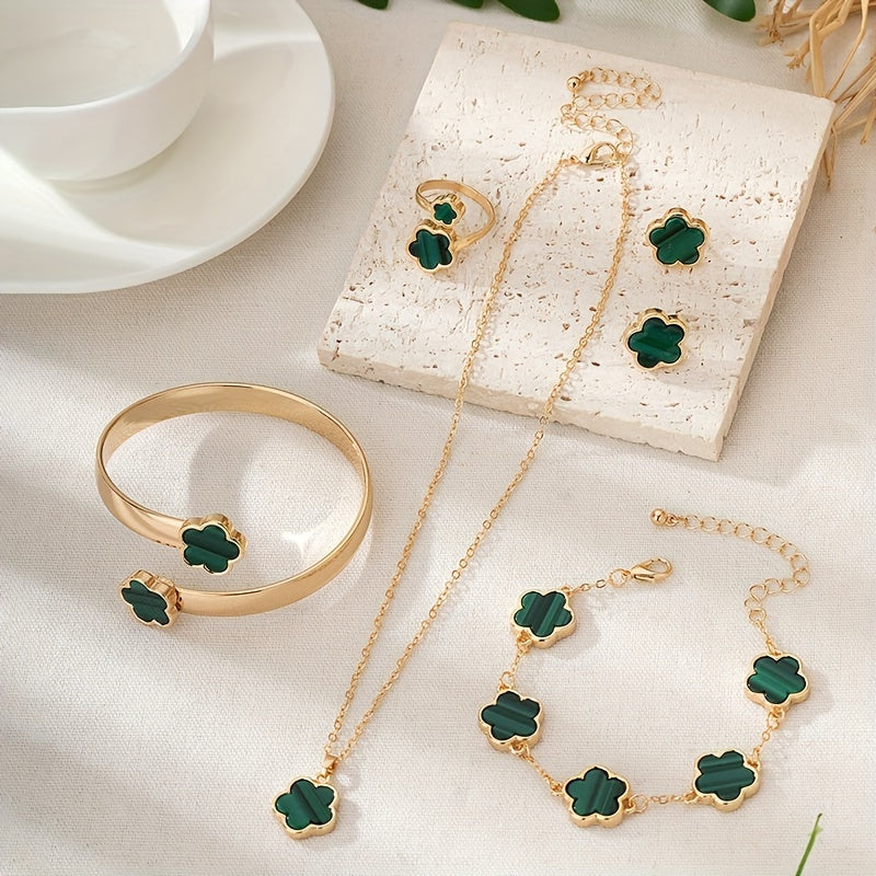 Lucky Flower Design Alloy Jewelry Set.